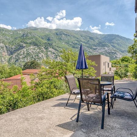Milas Apartment Kotor Exterior foto
