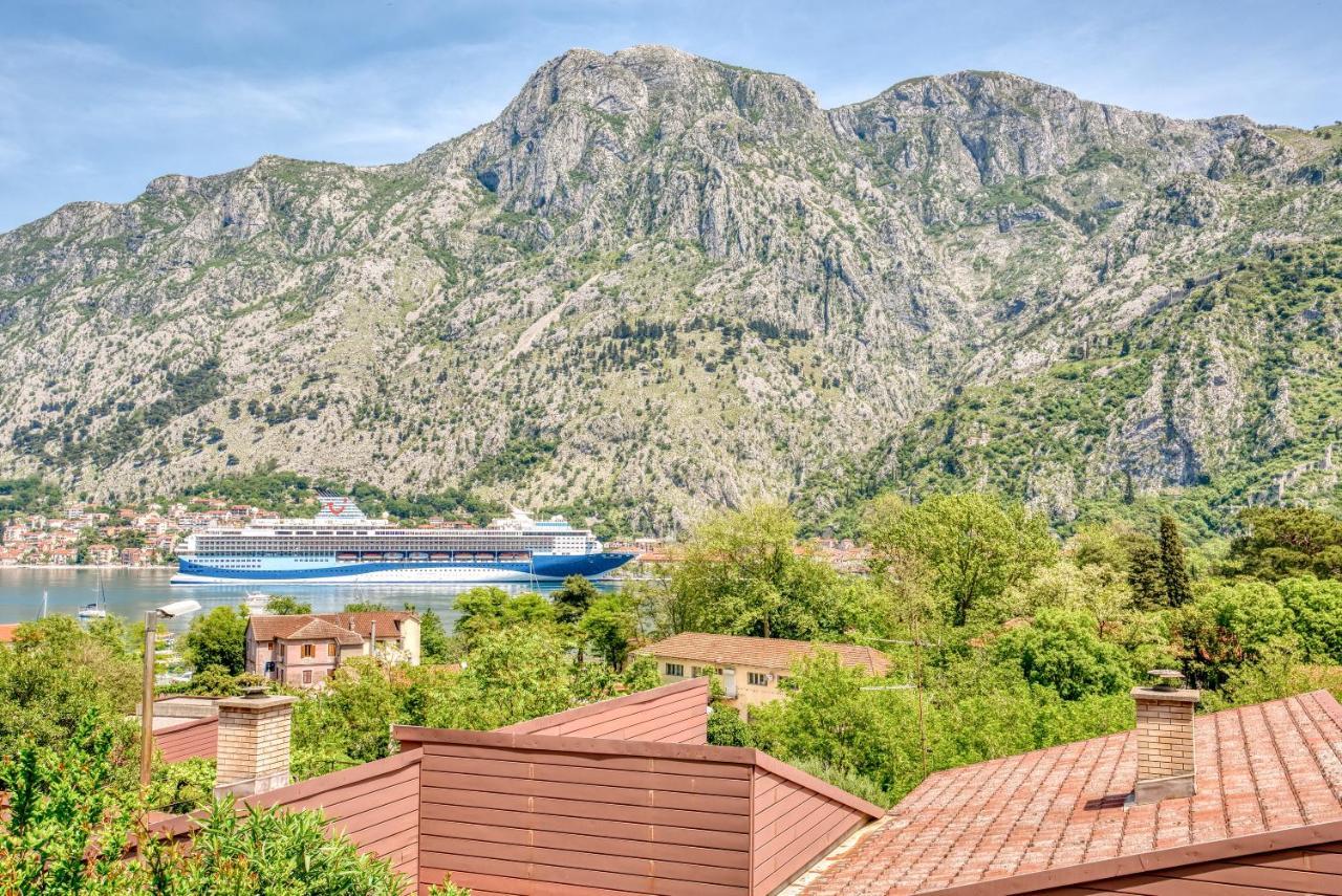 Milas Apartment Kotor Exterior foto