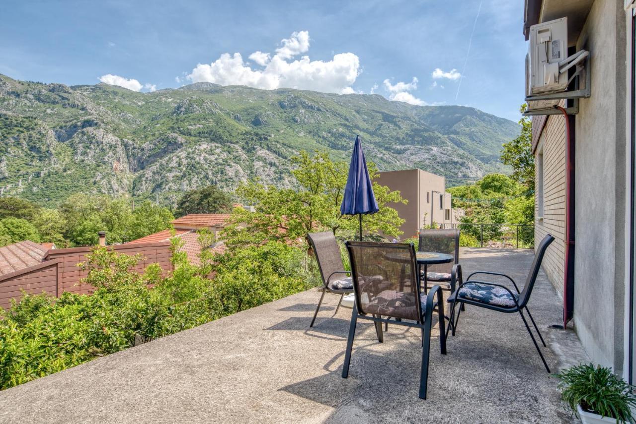 Milas Apartment Kotor Exterior foto